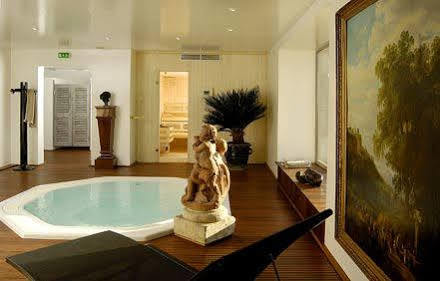 Hotel Chateau De Labro - Teritoria